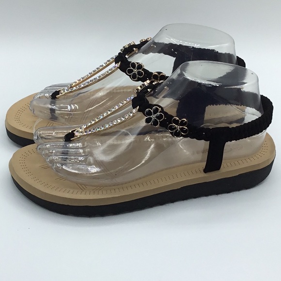 New women’s Forever sandals - Picture 2 of 6